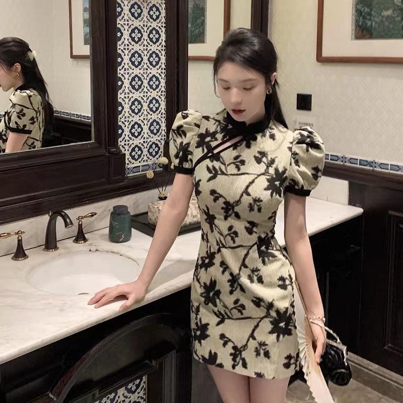 Baru gaya Cina retro meningkatkan gaun cheongsam wanita musim panas 2022 baru pinggang rok manis dan