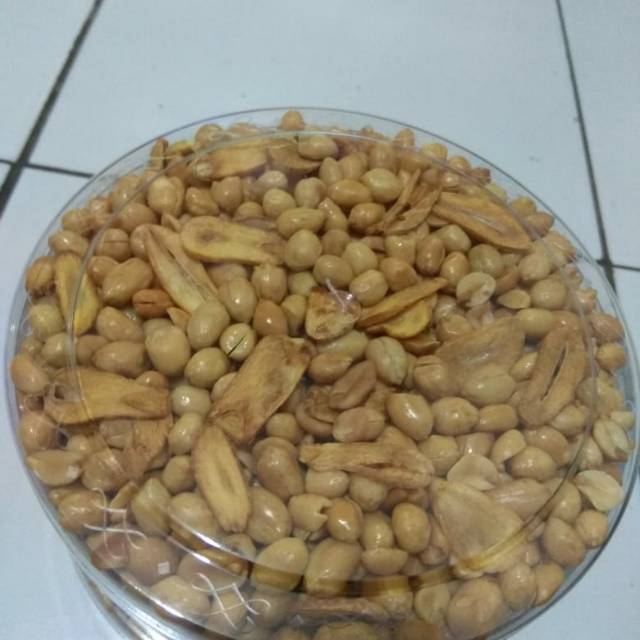 

Kacang goreng