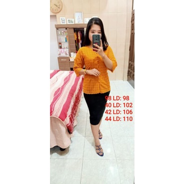 blus katun bolong kancing depan