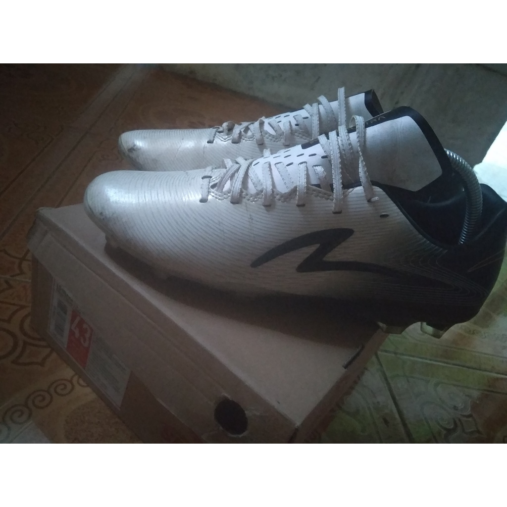 Sepatu Ls Ultra Mark Klok Second