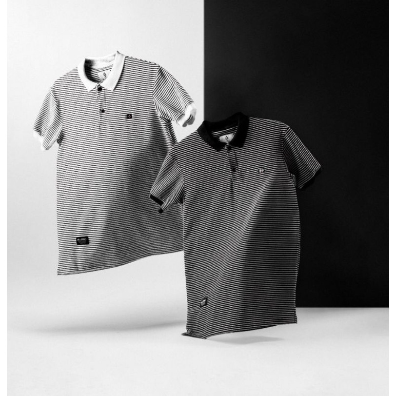 baju kaos kerah alaric garis