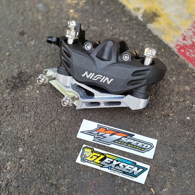 Kaliper nissin hiu kiri set breket m1speed + baut stenlis (tidak ecer)