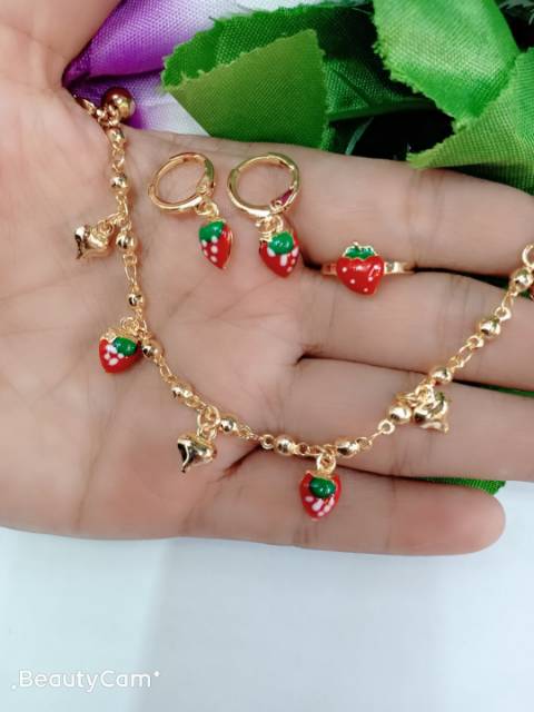 Set Strawberry anak