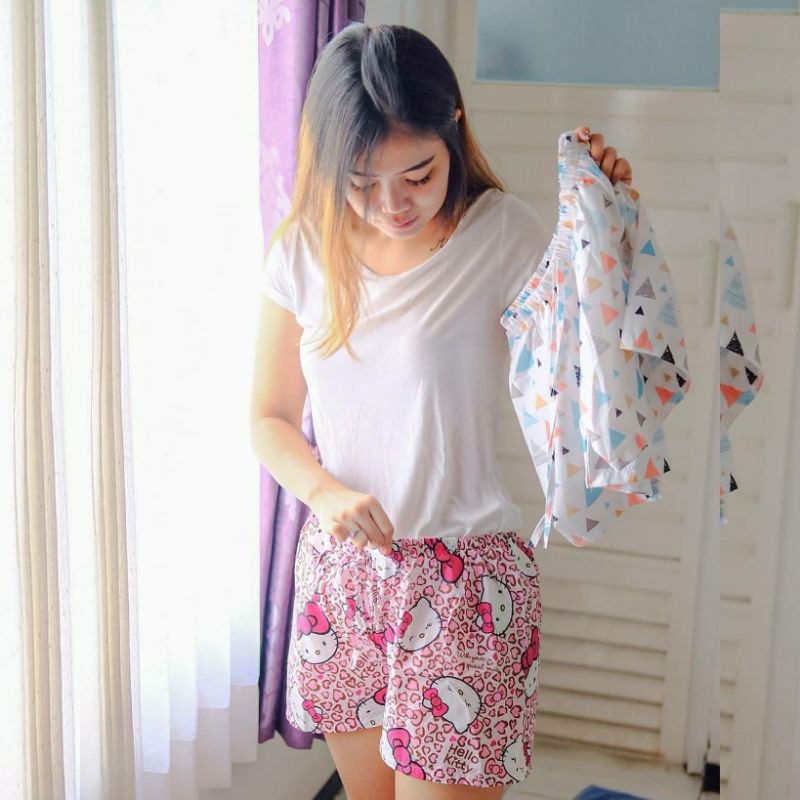 Celana Pendek Kekinian Wanita / Celana Pendek Motif / Celana Kolor Jumbo