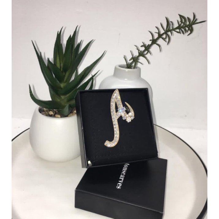 ORIGINAL The Alphabet Brooch Silver dan Gold Buttonscarves New Arrival
