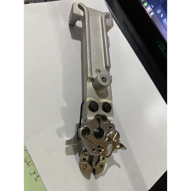 separu pasang kancing juki auto