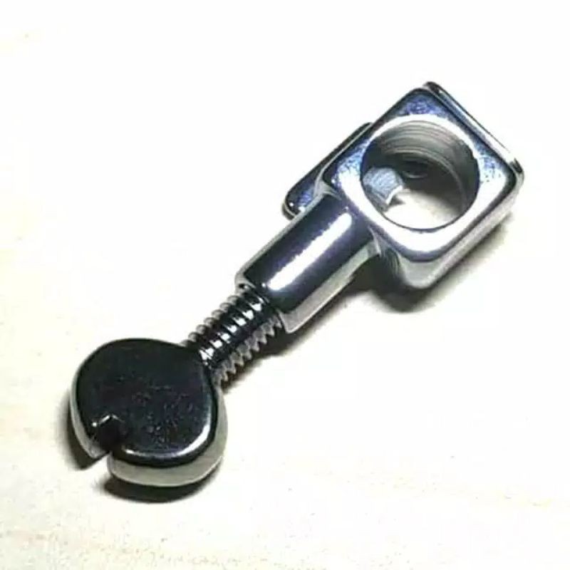 Jepit Jarum / Needle Clamp Mesin Jahit Portable Butterfly - Singer