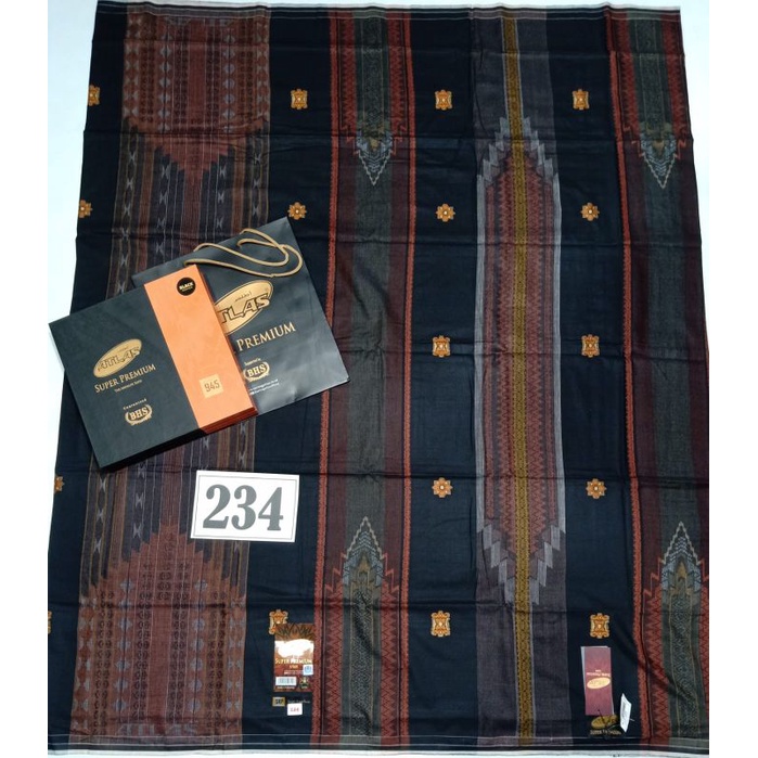 Sarung AtLas Super Premium S.945 GOLD QuaLity Hitam