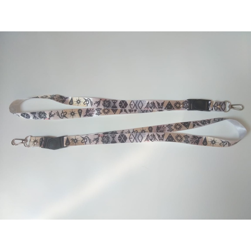 lanyard exo logo gantungan kunci exo keychand exo aksesories kpop
