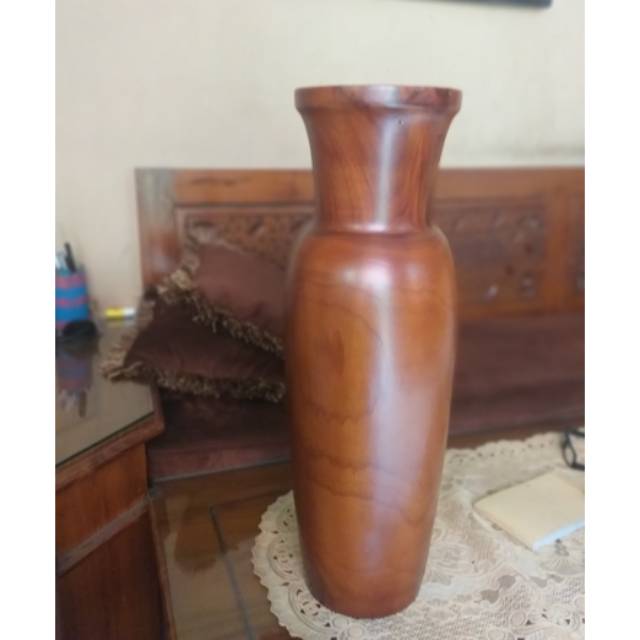 Vas bunga kayu Jati model Guci