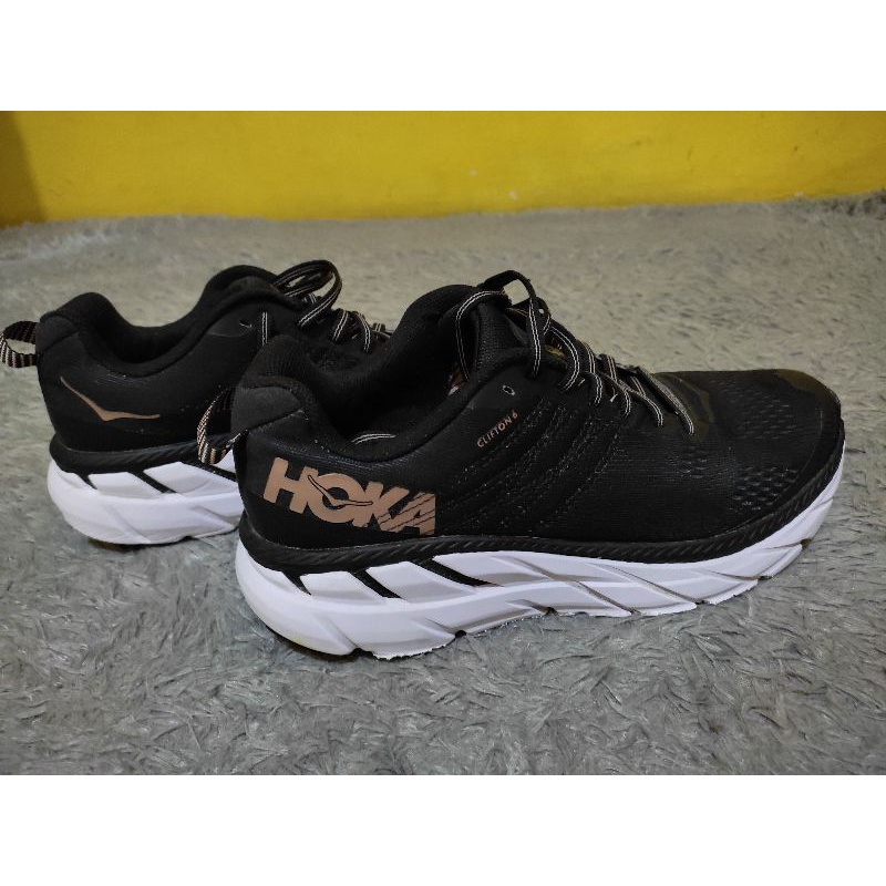 Hoka one one Clifton 6 not salomon la sportiva altra new balance