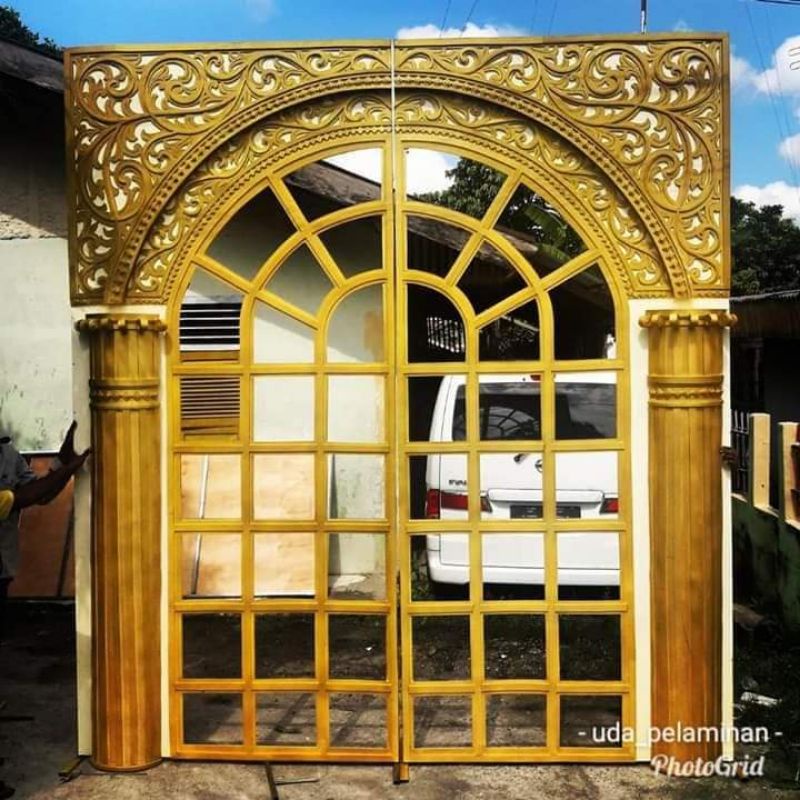ukiran jendela spon