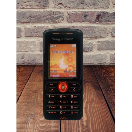 Hp Jadul Sony Ericsson W200i / Hp Sony Ericsson Walkman W200i Signal Pancingan