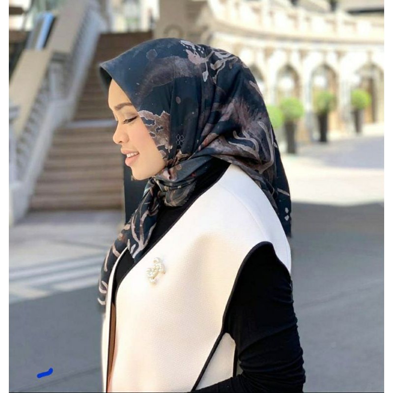 preloved buttonscarves twilight black