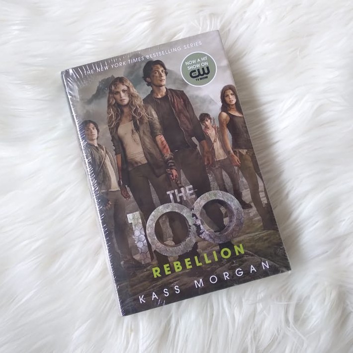 [imported book/english novel] The 100 Rebellion - Kass Morgan HARD COVER