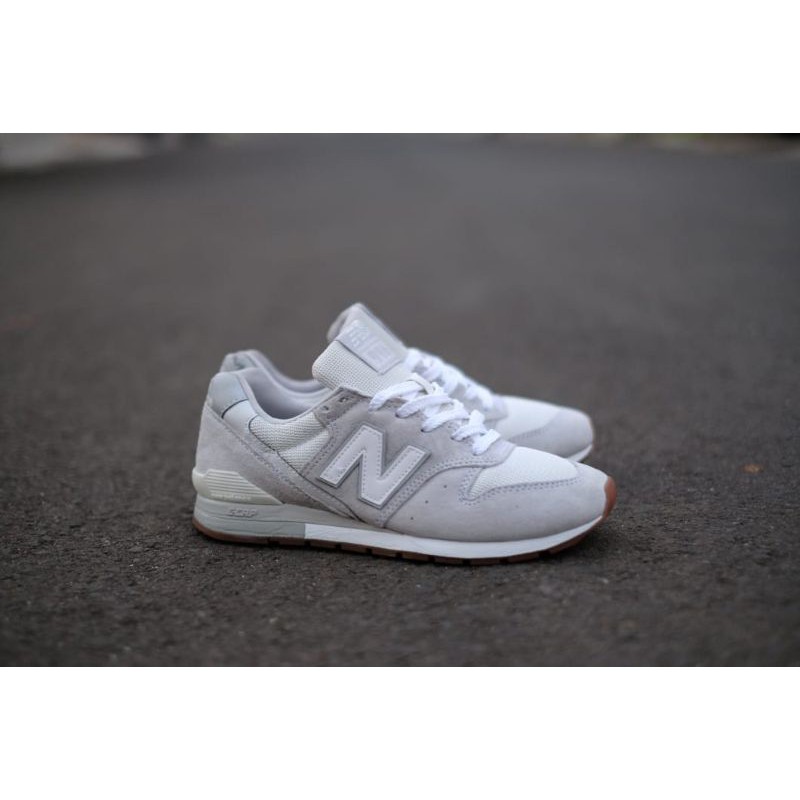New Balance 996 SMG grey