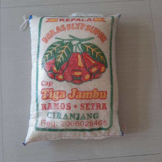 

Beras pulen beras slyp cap tiga jambu ciranjang 10kg