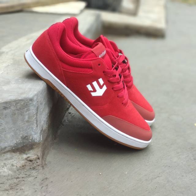 Etnies marana original
