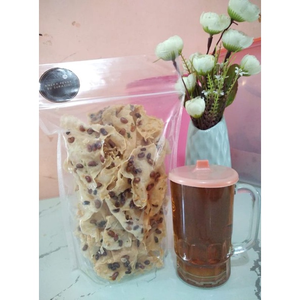 

peyek tolo merah
