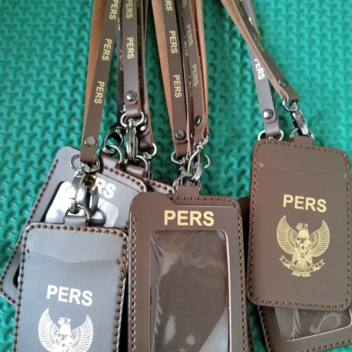 

Gilaa!!! Gantungan Id Card Pers Holder Pers Name Tag Pers. Diskon