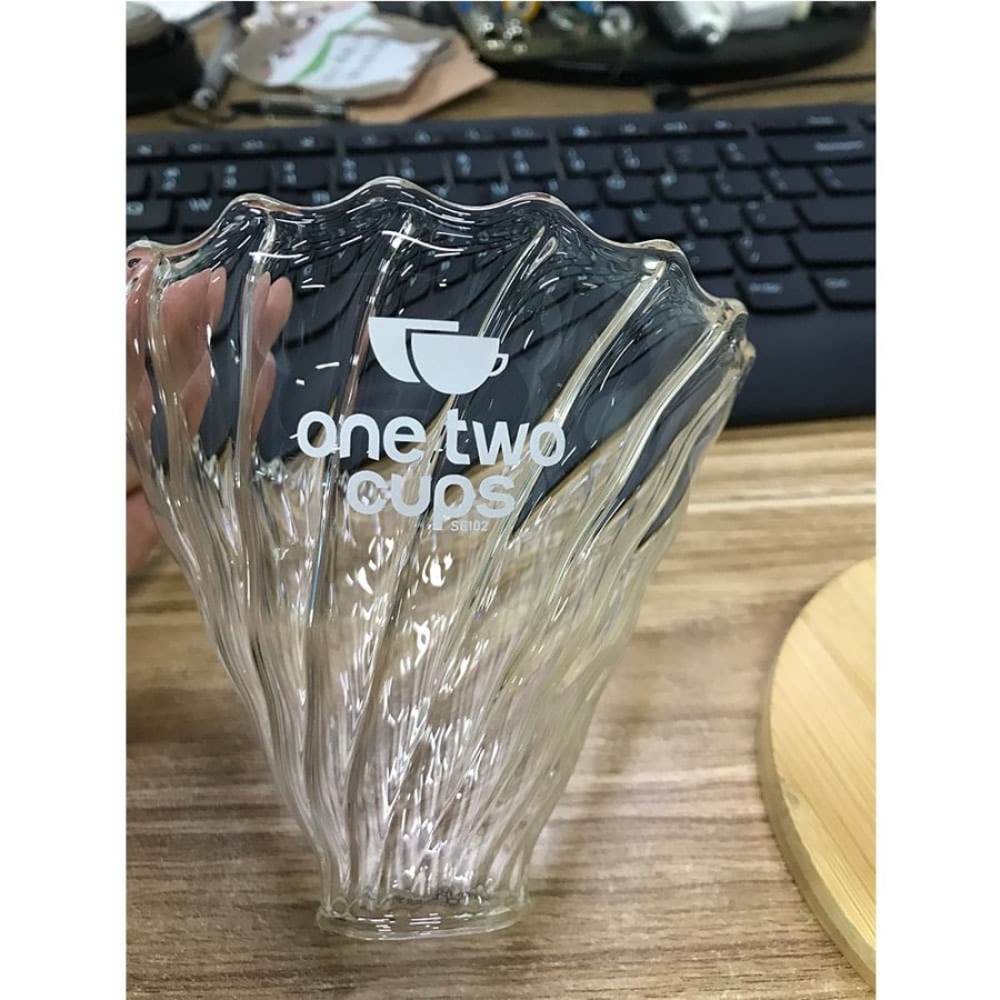 OneTwoCups Filter Penyaring Kopi V60 Glass Cone Coffee Filter Wooden Bracket - SE102