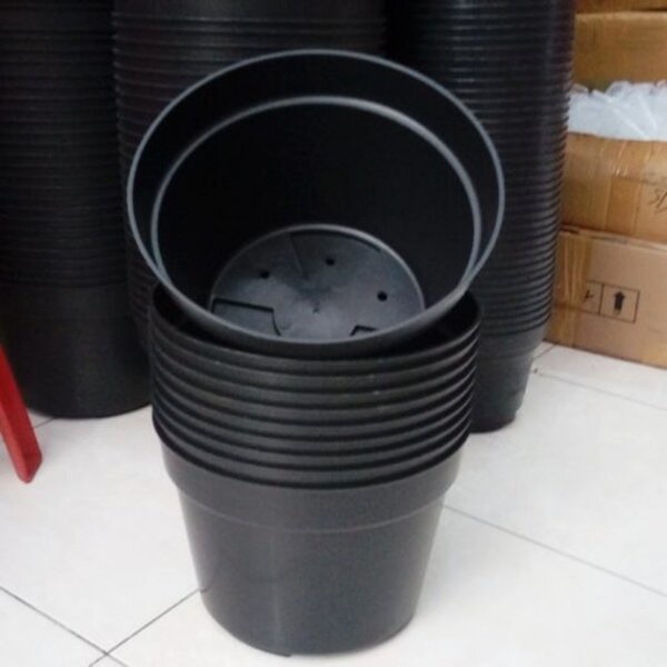 Pot Plastik Bulat Hitam Besar 32cm Vas Tanaman Hias Bunga Sayuran Buah