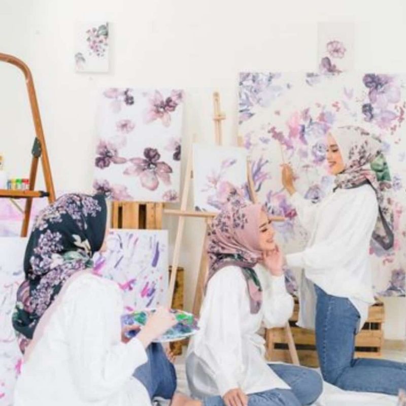 HIJAB SEGI EMPAT VOAL MOTIF LASERCUT PREMIUM TERBARU BEST SELLER || Bunga Lukisan series