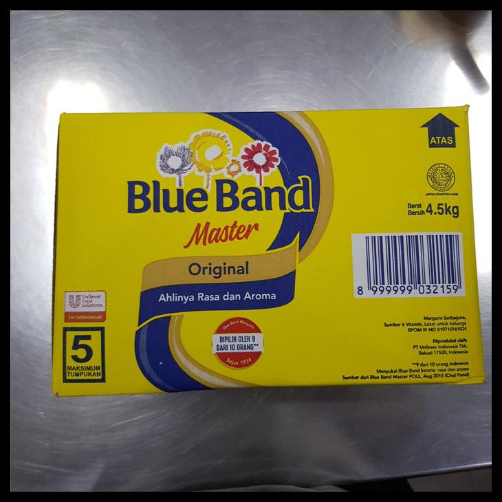 

BLUEBAND MASTER ORIGINAL 4.5 KG BUKAN 5KG MARGARINE JNE/ REX/NINJA KODE 1284