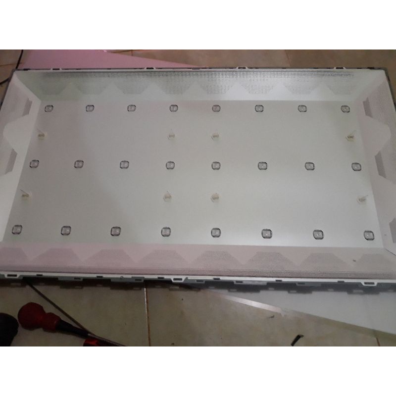 BL-LAMPU BACKLIGHT TV LED SAMSUNG UA40M5050AK UA40J5250 UA40J5200 UA40J5000 UA40N5000 3 BATANG 8 KAN