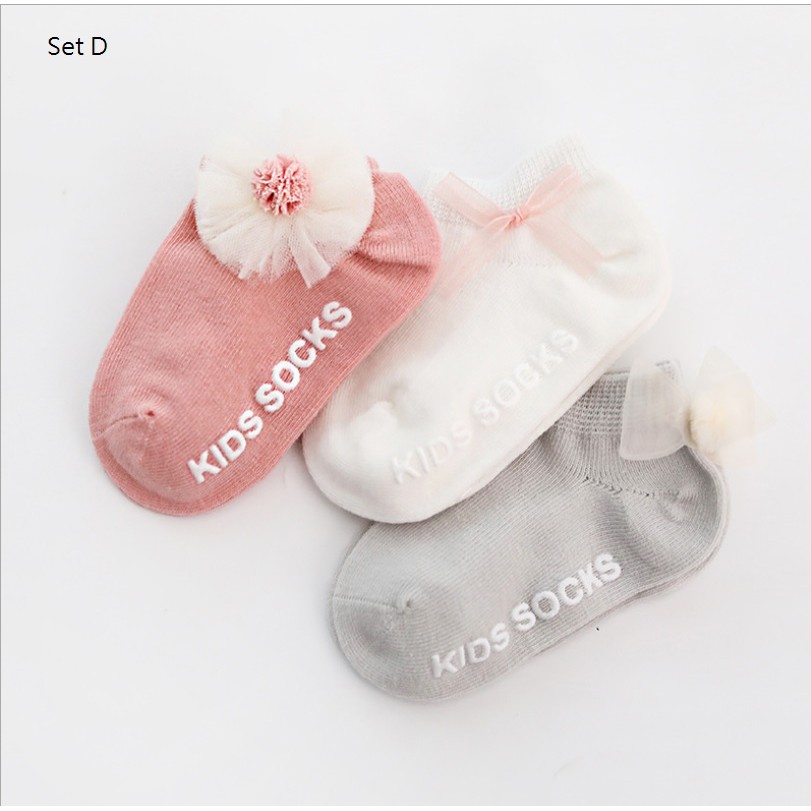 (1 set 3 pasang) Set kaos kaki renda bayi / anak import