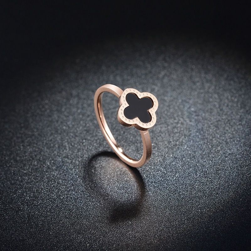 Cincin Titanium Wanita Anti Karat Stainless Steel Asli Model Clover Dalika