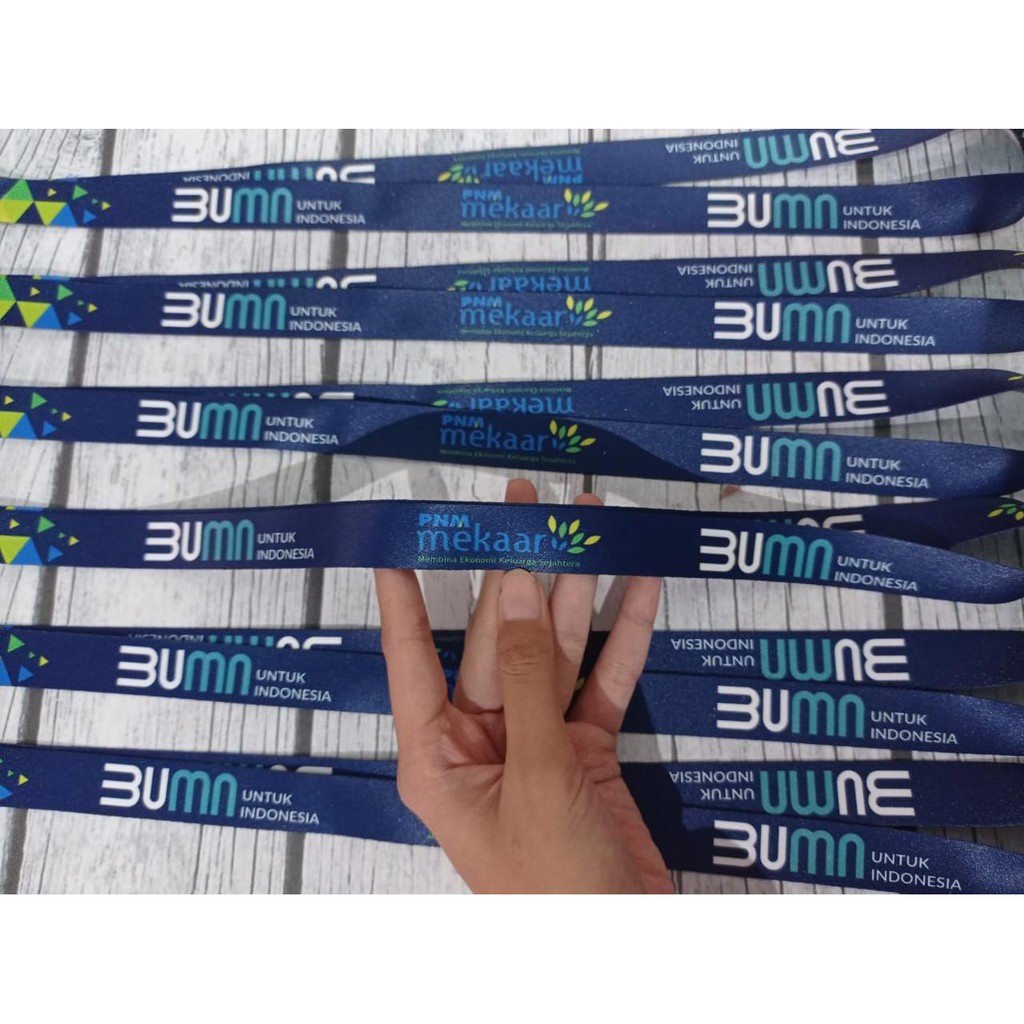 

Lanyard Bumn PNM Mekaar / Lanyard PNM Mekar Desain Printing Surabaya