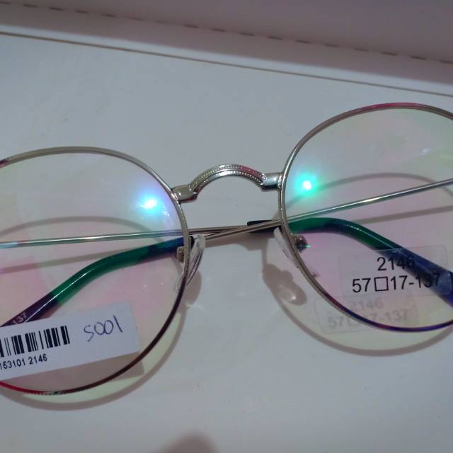 Kacamata korea kekinian