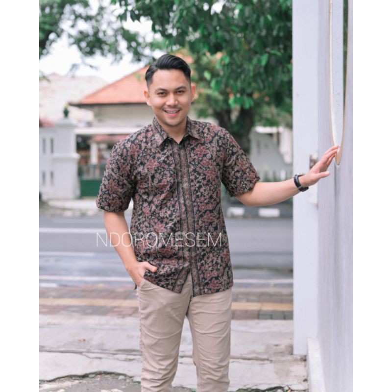 BATIK NDOROMESEM LENGAN PENDEK FULL FURING BALI KAMULYAN KATUN PRIMISIMA