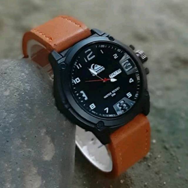 JAM TANGAN PRIA QUIKSILVER