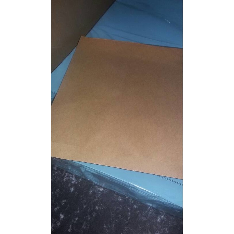 

amplop coklat kwarto