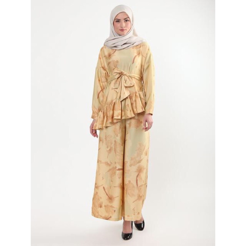 SALE NEW EDDERA TOP Kamidea