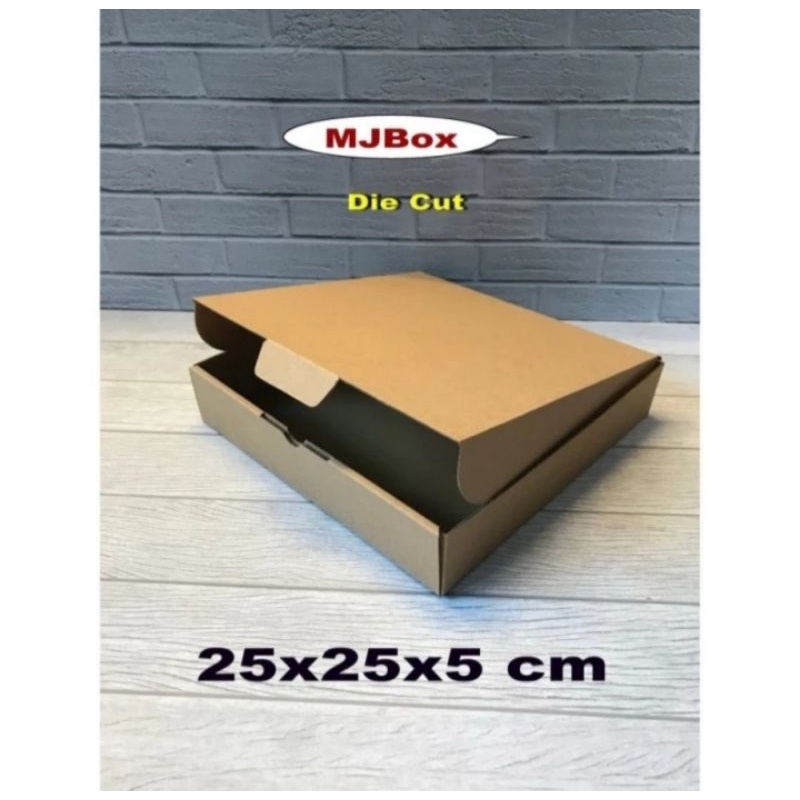 

kardus Uk.25x25x5 cm......model kardus karton box pizza