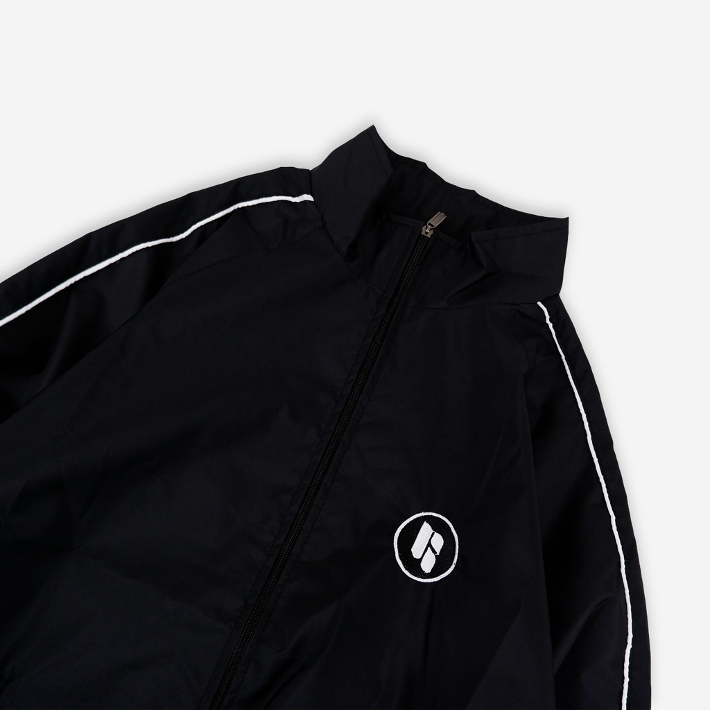 RAVIN JAKET TRACKTOP// RAVINMEDIA