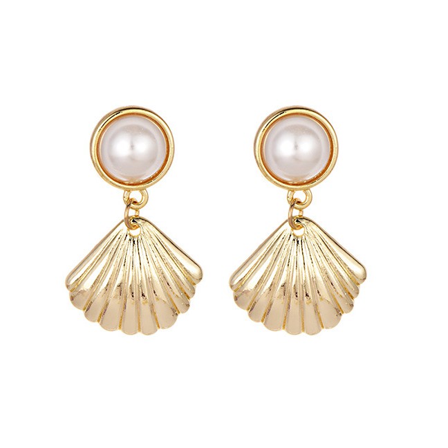 LRC Anting Tusuk Fashion Gold Pearl Big Earrings F39348