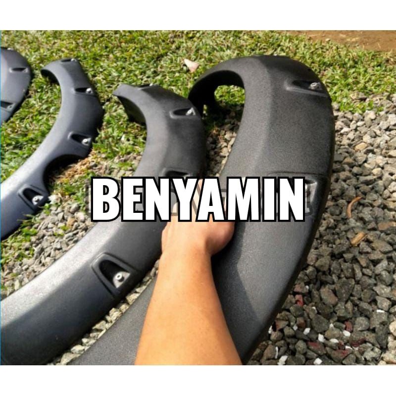 FENDER STRADA TRITON DOBLE CABIN 2008-2015