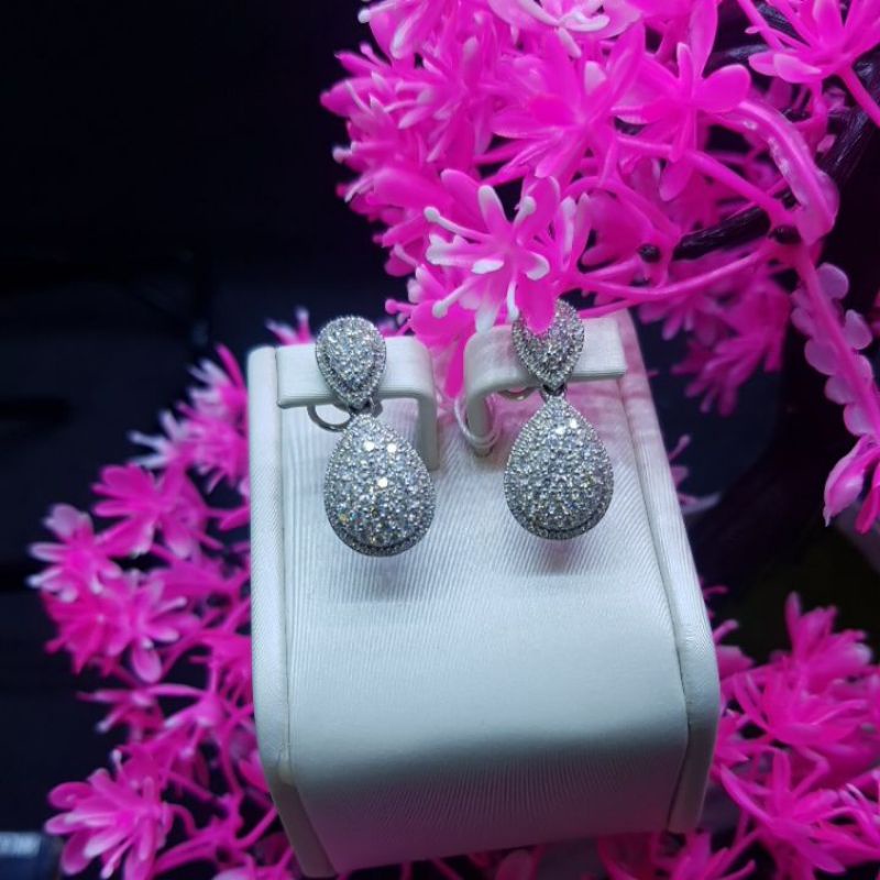 Anting Berlian Eropa (15)