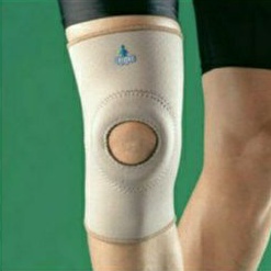 Deker lutut / Deker lutut lubang tengah / deker penyangga lutut / Knee support oppo 1021 / alat penopang tubuh