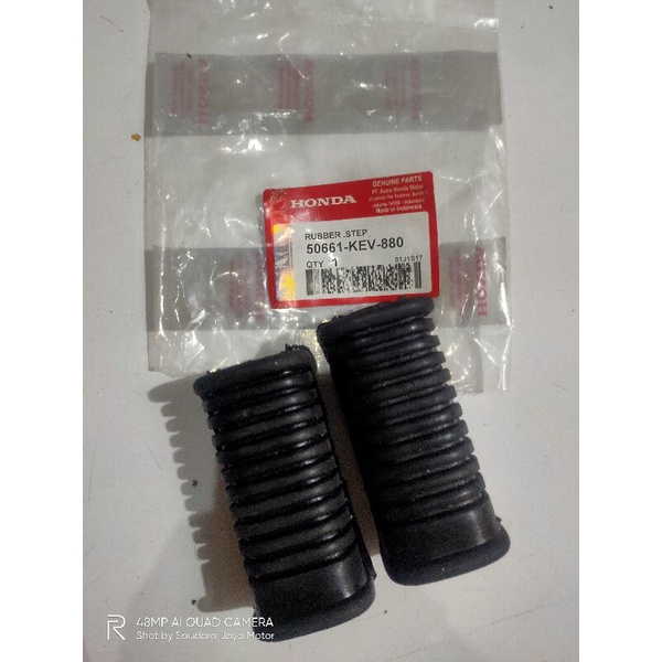 KARET FOTREST STEP DEPAN SEPEDA MOTOR SUPRA KEV