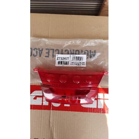 mika tengah Box givi V46