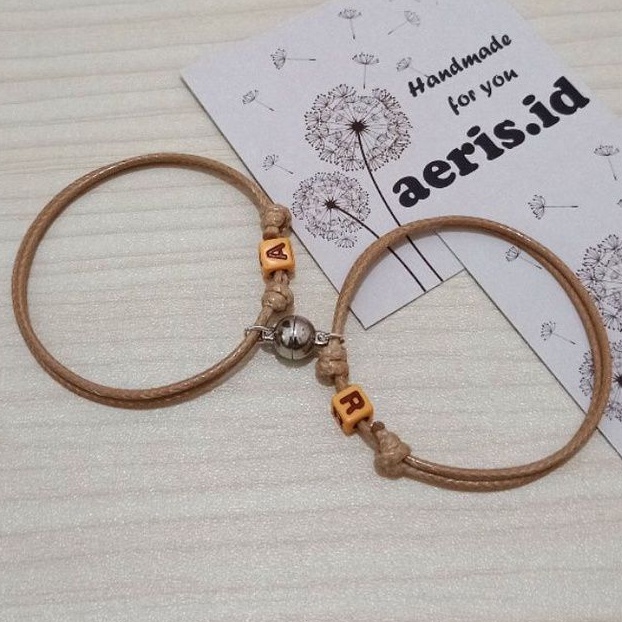 Gelang Couple Inisial Magnet Bulat Sepasang (2Pcs)