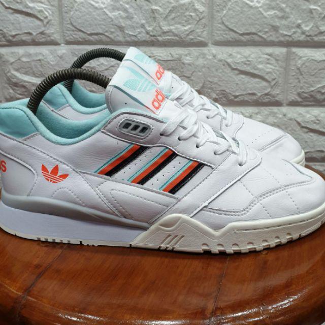 ar trainer adidas