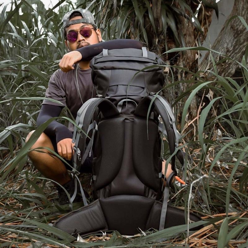 Tas Carrier Gunung 60 Liter Original Gratis Rain Cover - Irco Ksatria Hitam