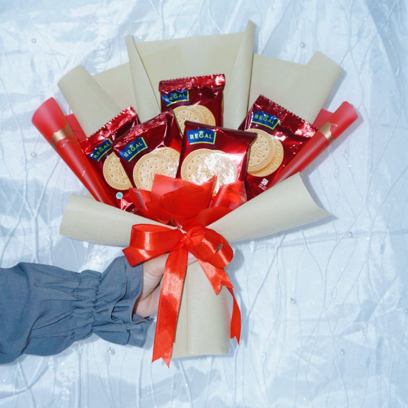 

Bouquet Snack / Buket / buket murah / bouquet wisuda / kado unik