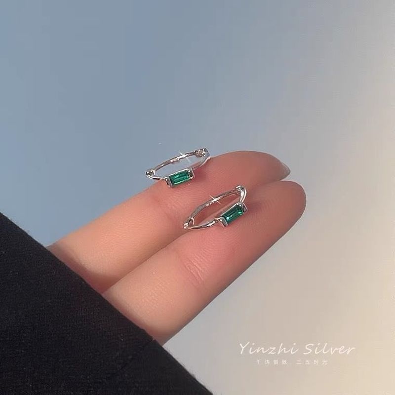 Anting Stud Desain Kupu-Kupu Mini Aksen Mutiara Kristal Zircon Gaya Vintage Korea Untuk Wanita